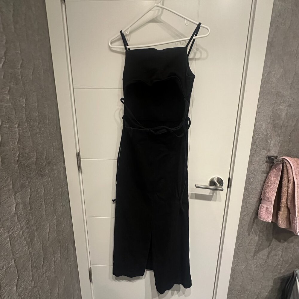 Self-Tie Back Sleeveless Long Dress
